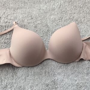 Like New VS Nude padded Bra